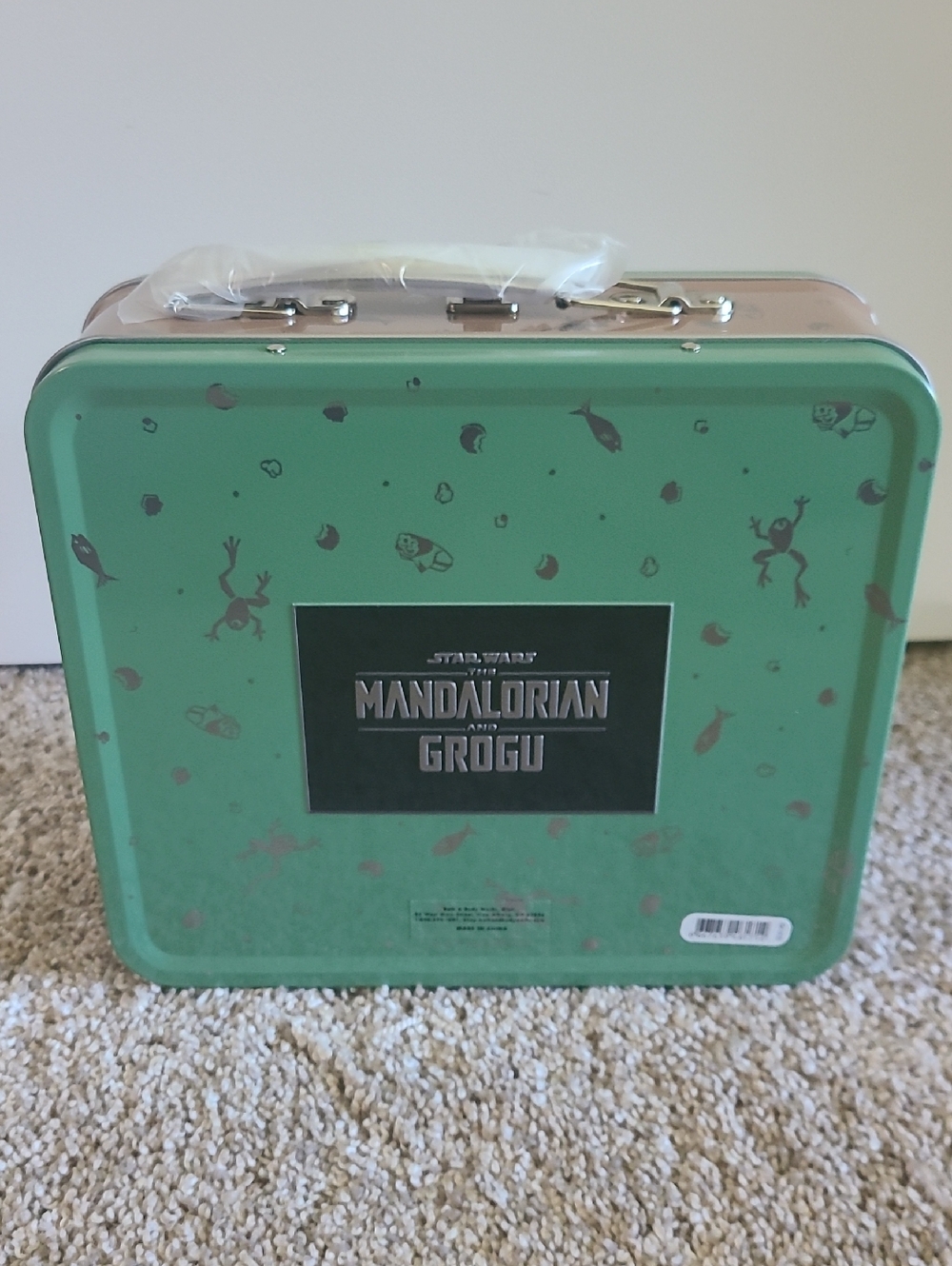 Grogu Snack Time Colllectable Tin & Pocketbac Holder B&BW + Star Wars - Picture 11 of 13
